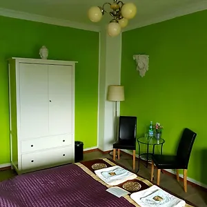 Stayincologne Frühstückspension